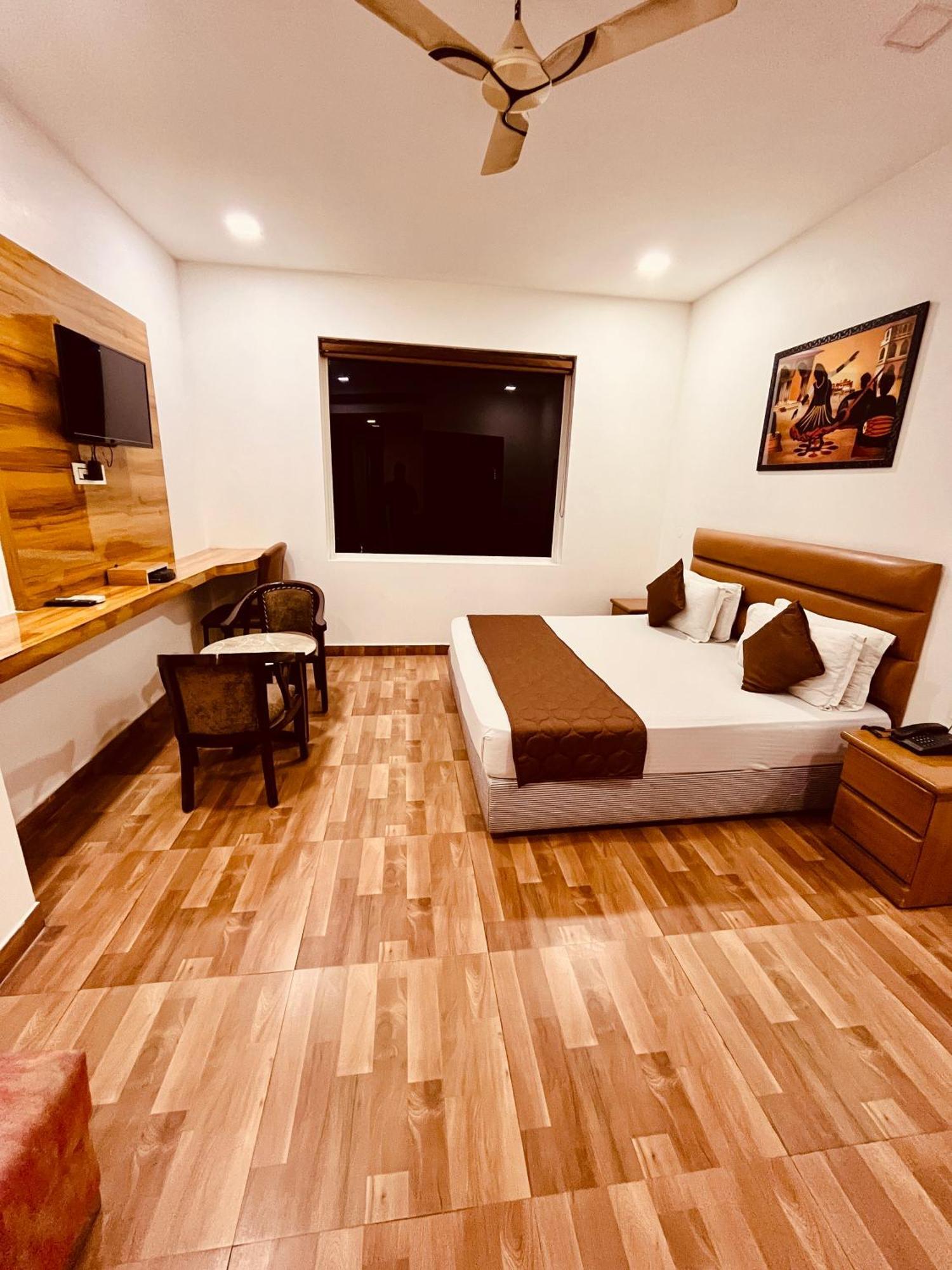 Amora Rooms Dwarka نيودلهي المظهر الخارجي الصورة