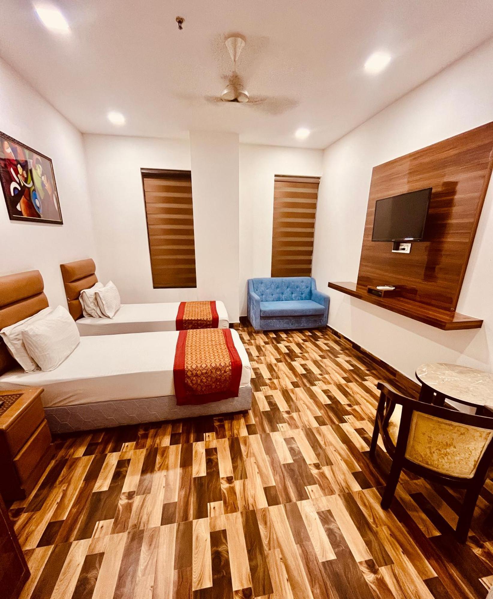 Amora Rooms Dwarka نيودلهي المظهر الخارجي الصورة