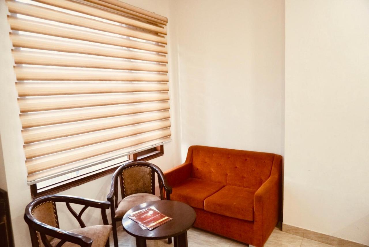 Amora Rooms Dwarka نيودلهي المظهر الخارجي الصورة
