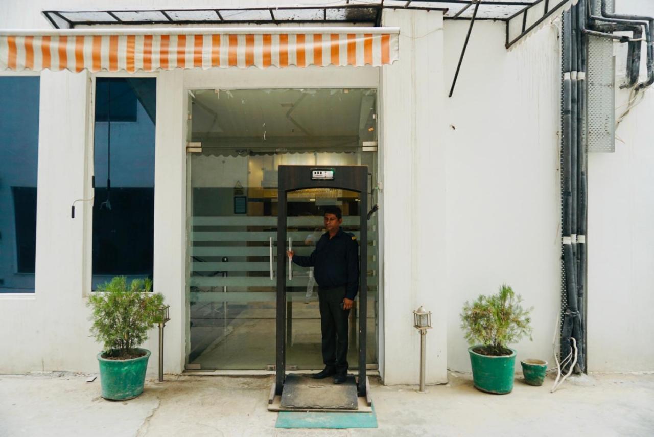 Amora Rooms Dwarka نيودلهي المظهر الخارجي الصورة
